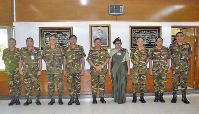 অজ্ঞানতার ব্যুহ ভেদ করতে পারবে আমাদের নারীরাও